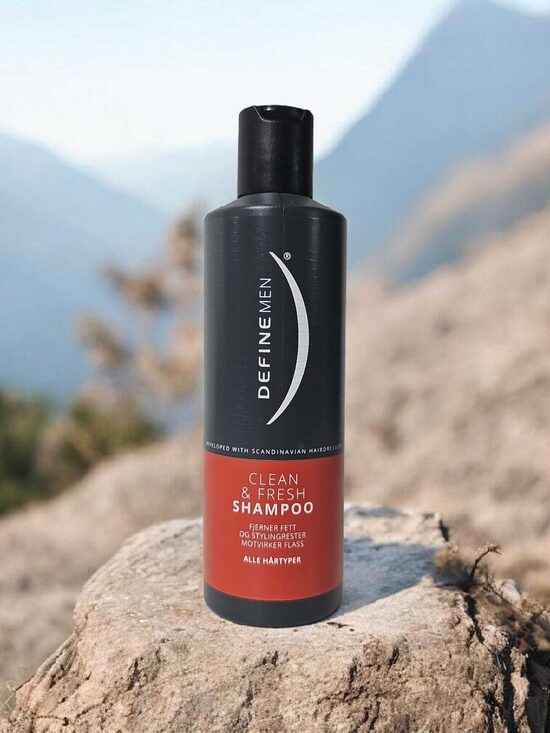 Define attīrošs šampūns vīriešiem